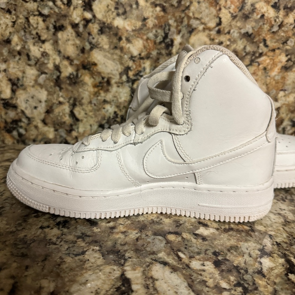 Nike Air Force 1 07 triple white mid sz 4.5 youth 6 womens